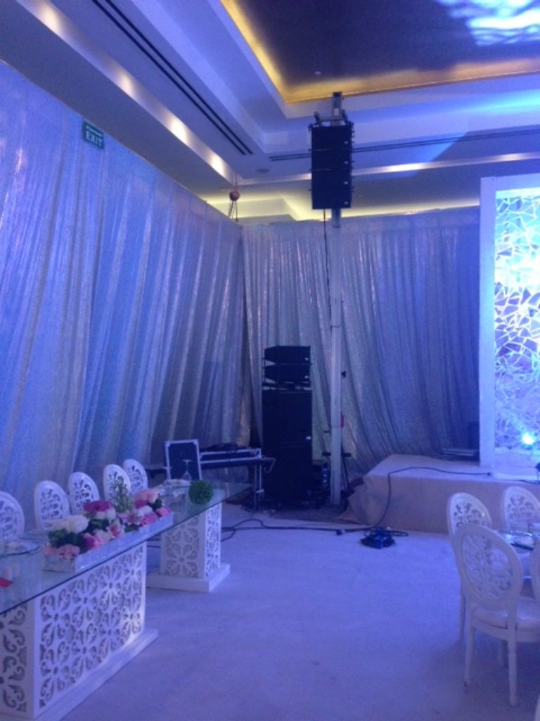 AT-06 con line array para boda @ Doha (Qatar)